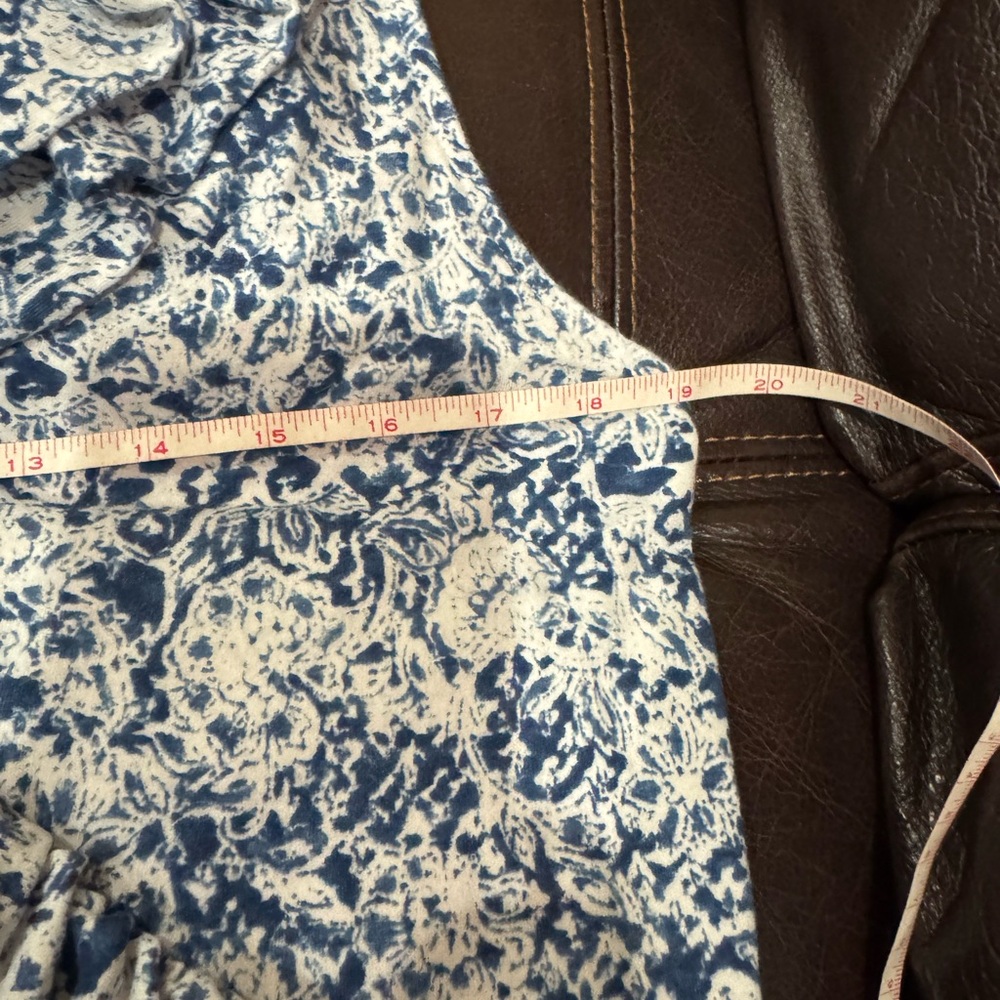 Chaps Blue And White Patterned Ruffled Sleeve Les… - image 8
